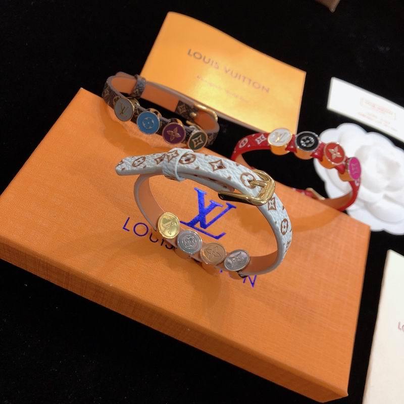 LV Bracelets 174